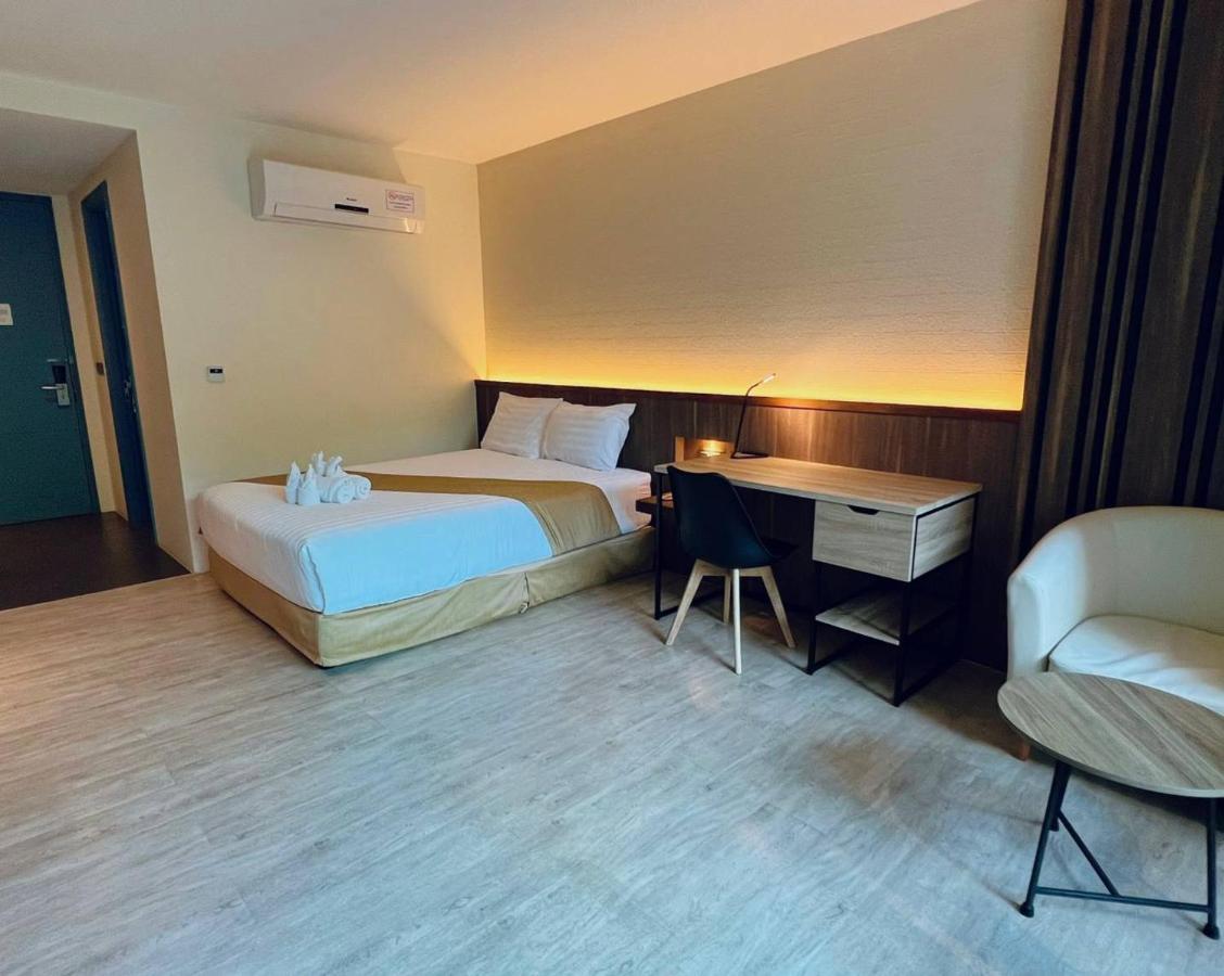 Le Resort And Villas Rawai Dış mekan fotoğraf Deluxe room